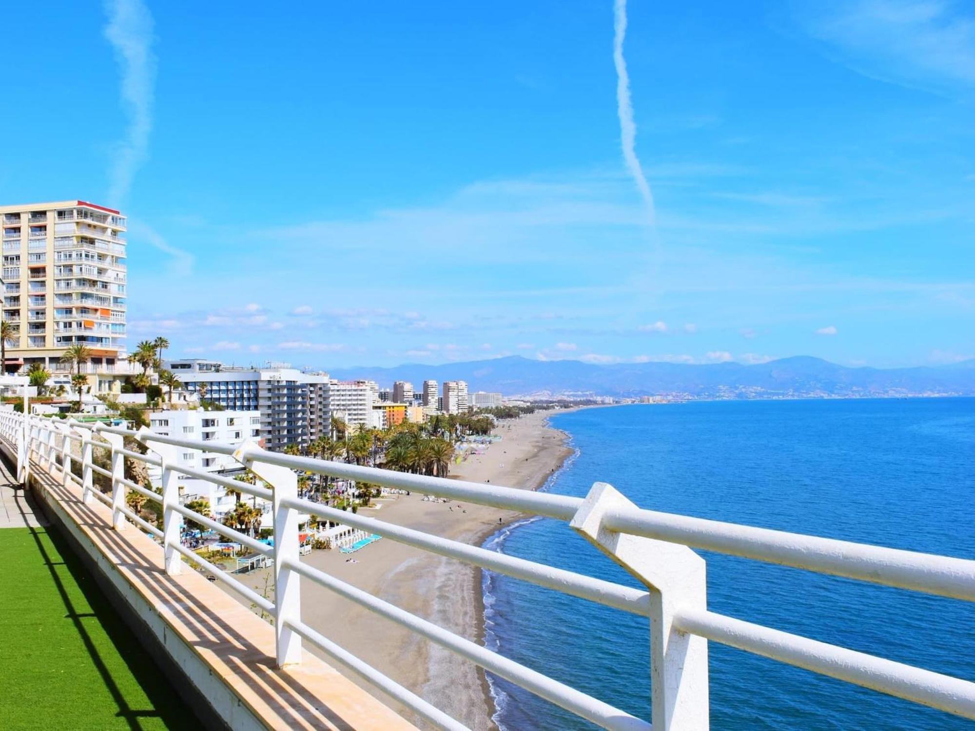 Luminoso Estudio En Castillo Santa Clara Torremolinos Luaran gambar